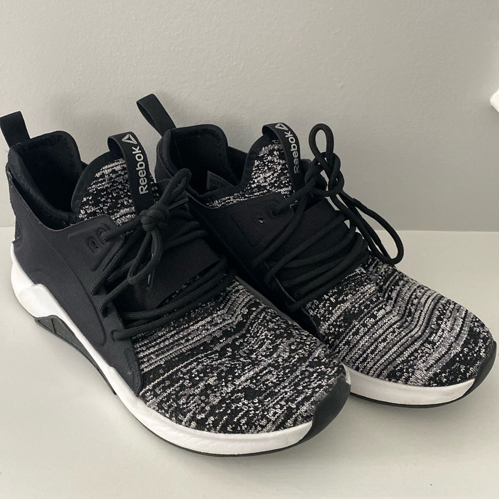 Reebok Monochrome Knit Sneakers